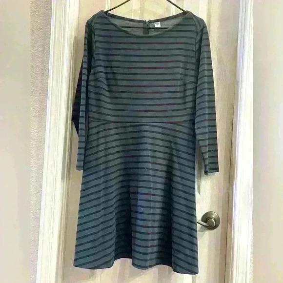 Old Navy fit and flare dress. Size Large. Green and black stripes. Never worn. - Picture 1 of 5